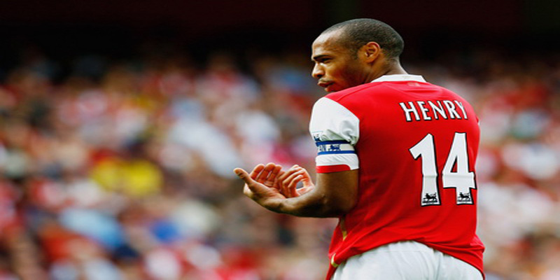 Thierry Henry là một trong những cầu thủ huyền thoại Arsenal